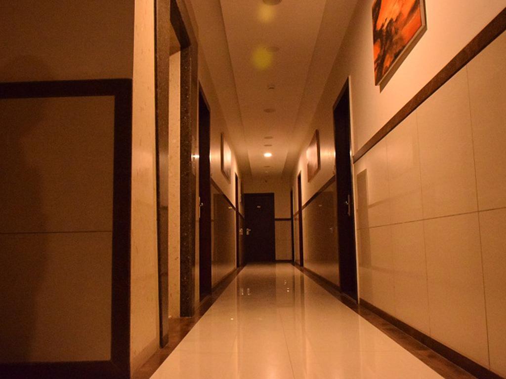 Hotel Sai Jashan Shirdi - Where Blessings & Comfort Meet Екстериор снимка
